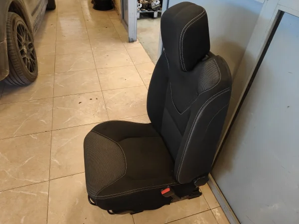 Asiento delantero derecho - Imagen 4
