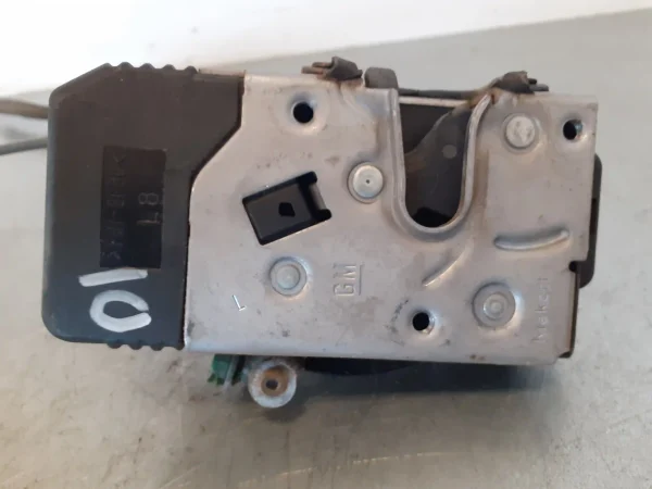 Cerradura puerta delantera izquierda opel zafira a 24414815 - Imagen 4