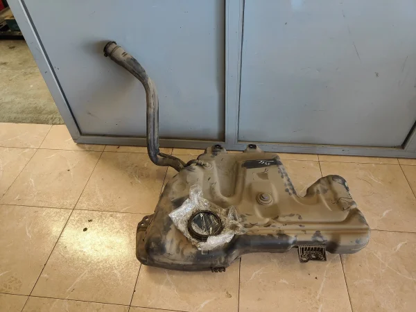 Deposito combustible   8201127628