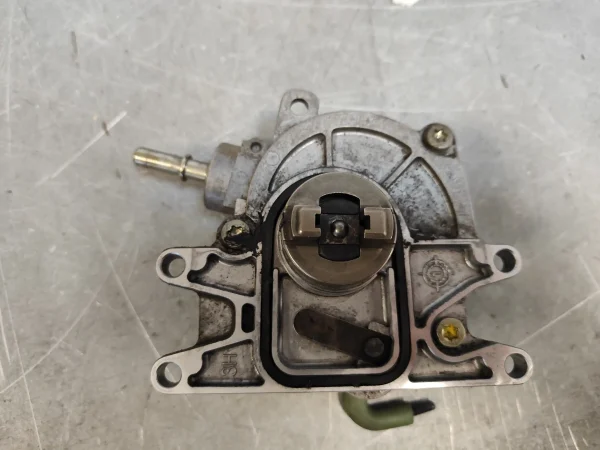 Depresor freno / bomba vacio opel vectra c berlina 24465382 - Imagen 2
