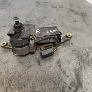 Motor limpia trasero   101620