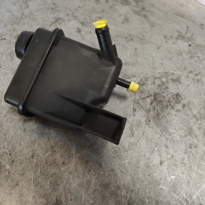 Deposito servo volvo v40 familiar