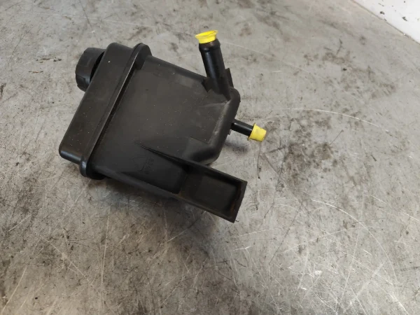 Deposito servo volvo v40 familiar