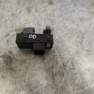 Mando elevalunas delantero derecho volvo v40 familiar 30638702