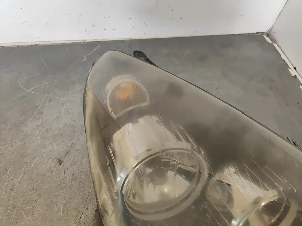 Faro derecho opel astra h berlina 24451033rh - Imagen 2
