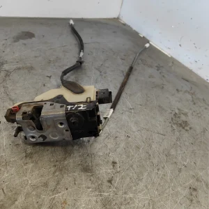 Cerradura puerta trasera izquierda   9685351980