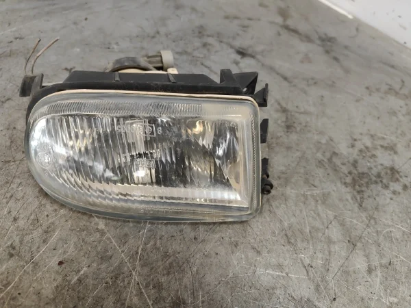 Faro antiniebla izquierdo renault megane i scenic (ja0)