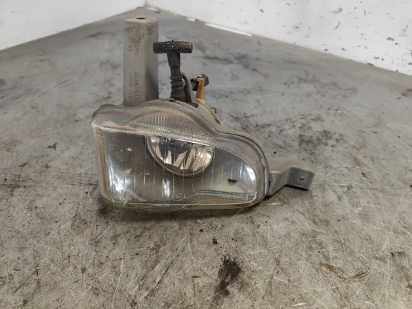 Faro antiniebla derecho volvo v40 familiar 3086565