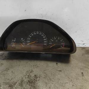 Cuadro instrumentos mercedes-benz clase e (bm 210) berlina a2105405448