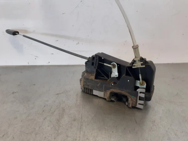 Cerradura puerta delantera izquierda opel zafira a 24414815 - Imagen 5