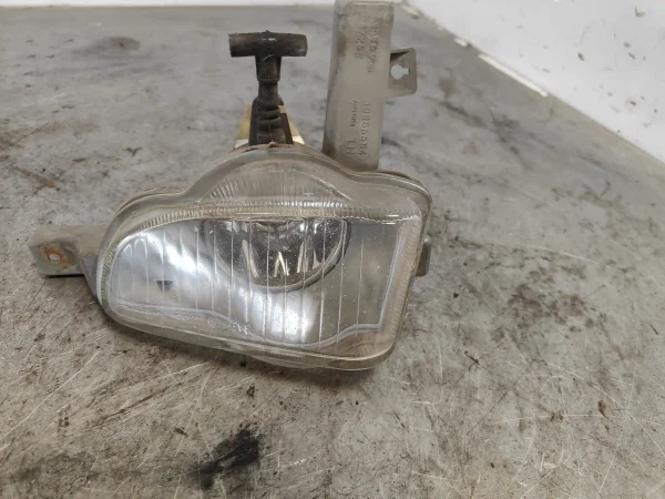Faro antiniebla izquierdo volvo v40 familiar 30865564