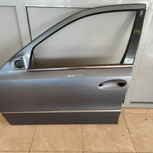 Puerta delantera izquierda mercedes-benz clase e (bm 211) berlina