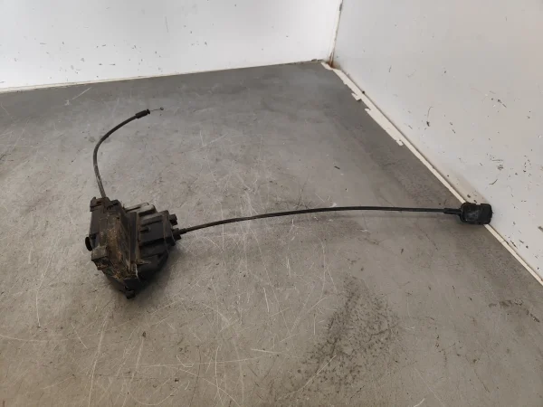 Cerradura puerta delantera derecha renault clio iii