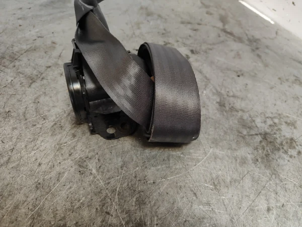 Cinturon seguridad trasero derecho volvo v40 familiar 570183700