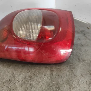 Piloto trasero izquierdo   9631564080