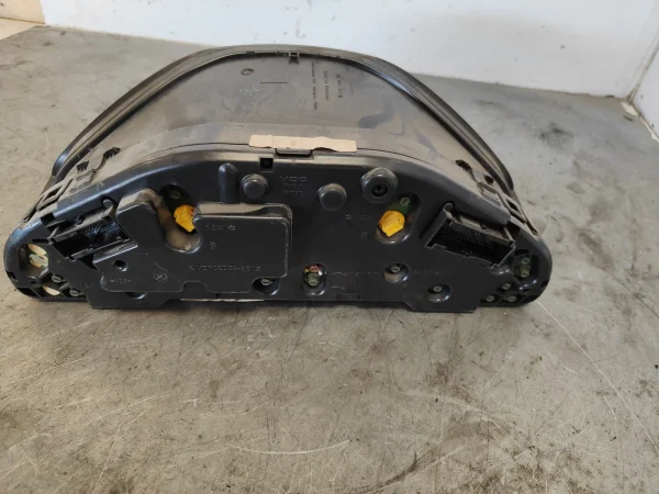 Cuadro instrumentos mercedes-benz clase e (bm 210) berlina a2105405448 - Imagen 4