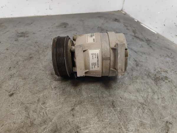 Compresor aire acondicionado renault megane i scenic (ja0) 240260 - Imagen 3