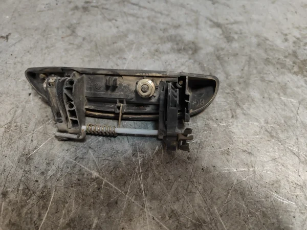 Maneta exterior trasera izquierda renault megane i scenic (ja0) - Imagen 3