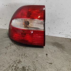 Piloto trasero izquierdo volvo v40 familiar 30621887