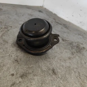 Soporte motor derecho volvo v40 familiar