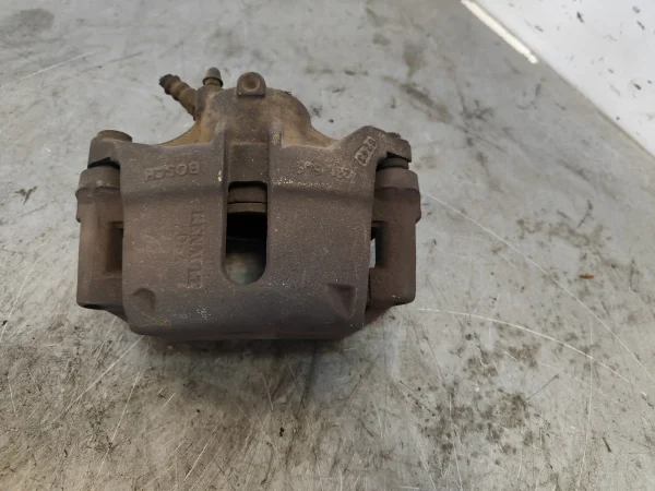 Pinza de freno delantera derecha renault kangoo i (f/kc0)