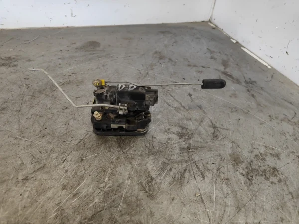 Cerradura puerta delantera derecha renault kangoo i (f/kc0)