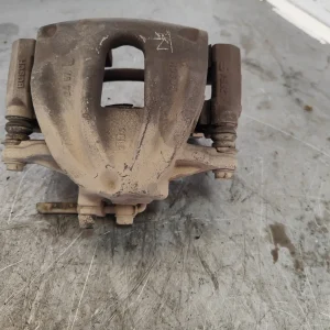 Pinza de freno delantera izquierda