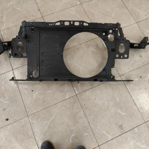 Panel frontal