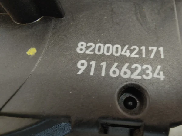 Cerradura puerta delantera derecha renault trafic ii furgón 8200042171 - Imagen 3