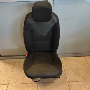 Asiento delantero izquierdo