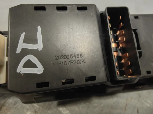Mando elevalunas delantero izquierdo chevrolet captiva 202005436 - Imagen 4
