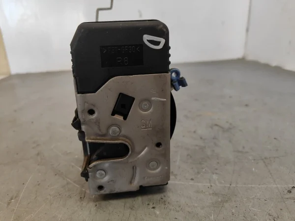 Cerradura puerta delantera derecha renault trafic ii furgón 8200042171 - Imagen 2