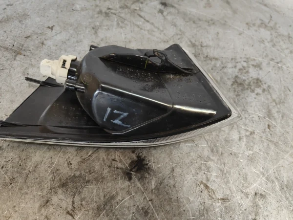 Piloto delantero izquierdo volvo v40 familiar 087731515 - Imagen 2