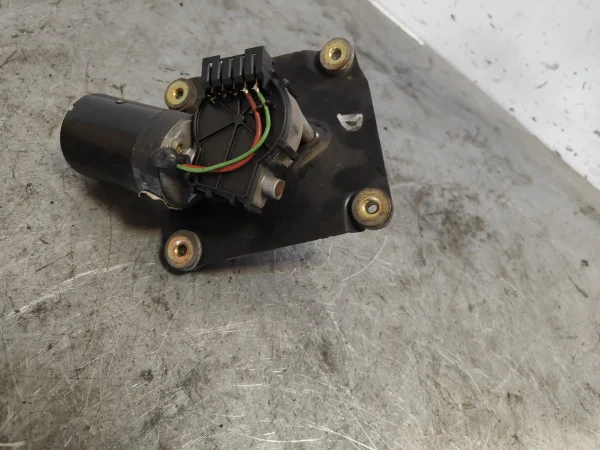 Motor limpia delantero volvo v40 familiar 0580311281