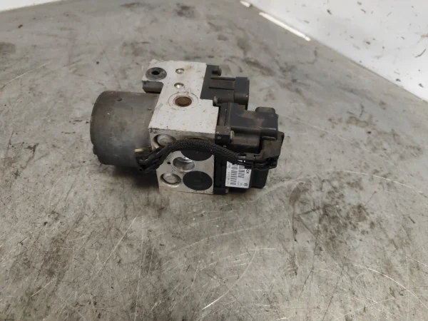 Abs volvo v40 familiar 0273004224 - Imagen 3