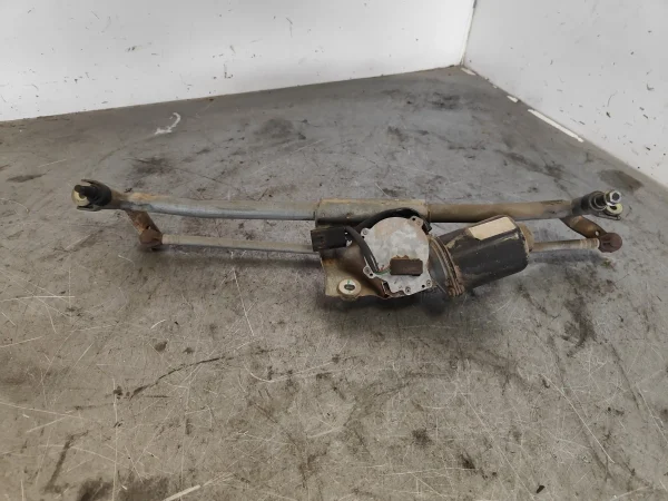 Motor limpia delantero