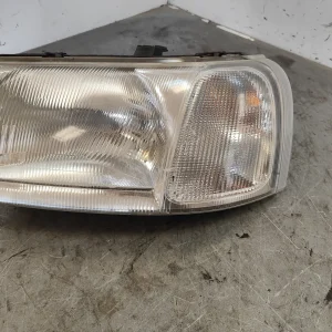Faro izquierdo   89005520