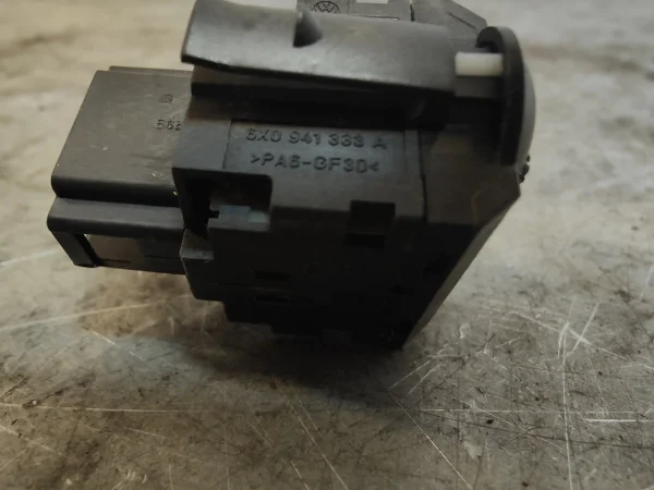 Mando regulacion intensidad cuadro volvo v40 familiar 6x0941333 - Imagen 3