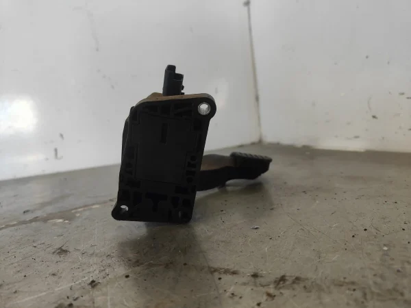Potenciometro pedal citroen xsara picasso 0280755032 - Imagen 3