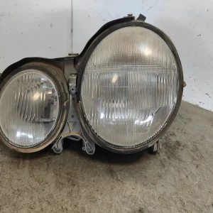 Faro izquierdo mercedes-benz clase e (bm 210) berlina