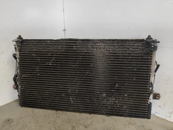 Condensador / radiador  aire acondicionado volvo v40 familiar mr146691