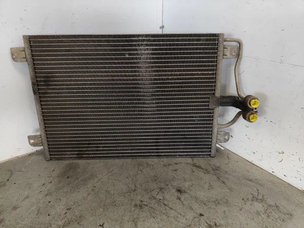 Condensador / radiador  aire acondicionado renault megane i scenic (ja0)