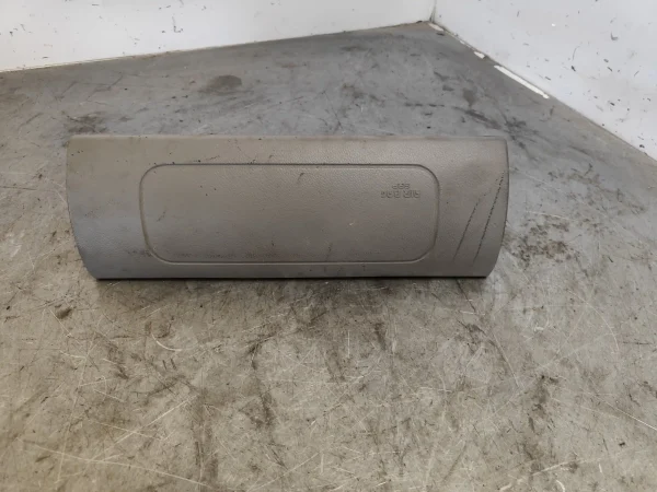 Airbag delantero derecho renault kangoo i (f/kc0) 8200653089