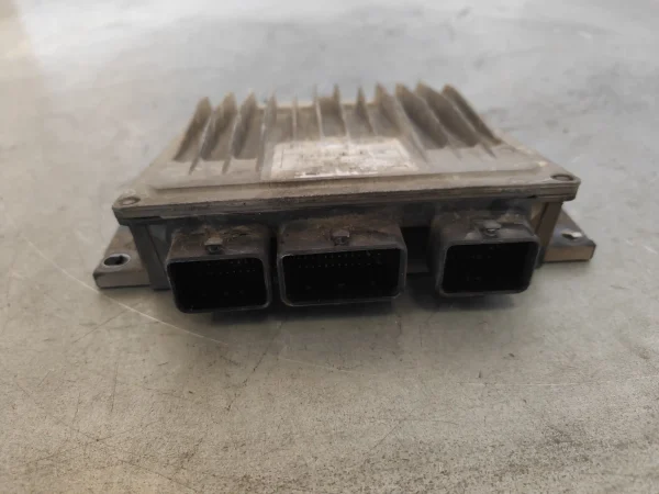 Centralita motor uce renault kangoo i (f/kc0) 8200498185 - Imagen 3