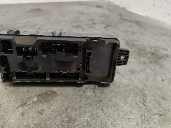 Caja reles / fusibles volvo v40 familiar 3l040306 - Imagen 4