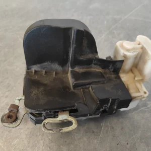 Cerradura puerta delantera derecha alfa romeo 147 (190)