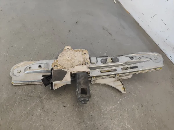 Elevalunas trasero derecho opel vectra c berlina 24451522