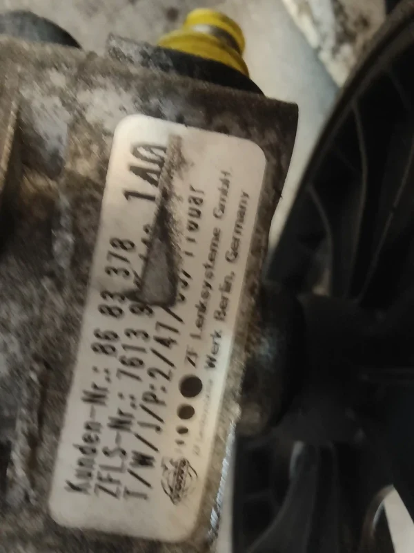 Bomba direccion volvo v40 familiar 8683378 - Imagen 4