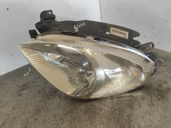 Faro izquierdo   9631495180
