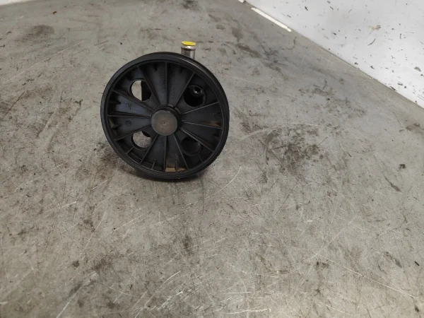 Bomba direccion volvo v40 familiar 8683378 - Imagen 2